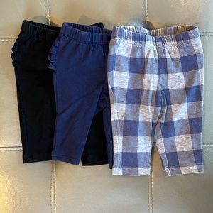 Old Navy Lot Of 3 Ruffle Bottom & Plaid Pants Girls 0-3 Months Blue Black